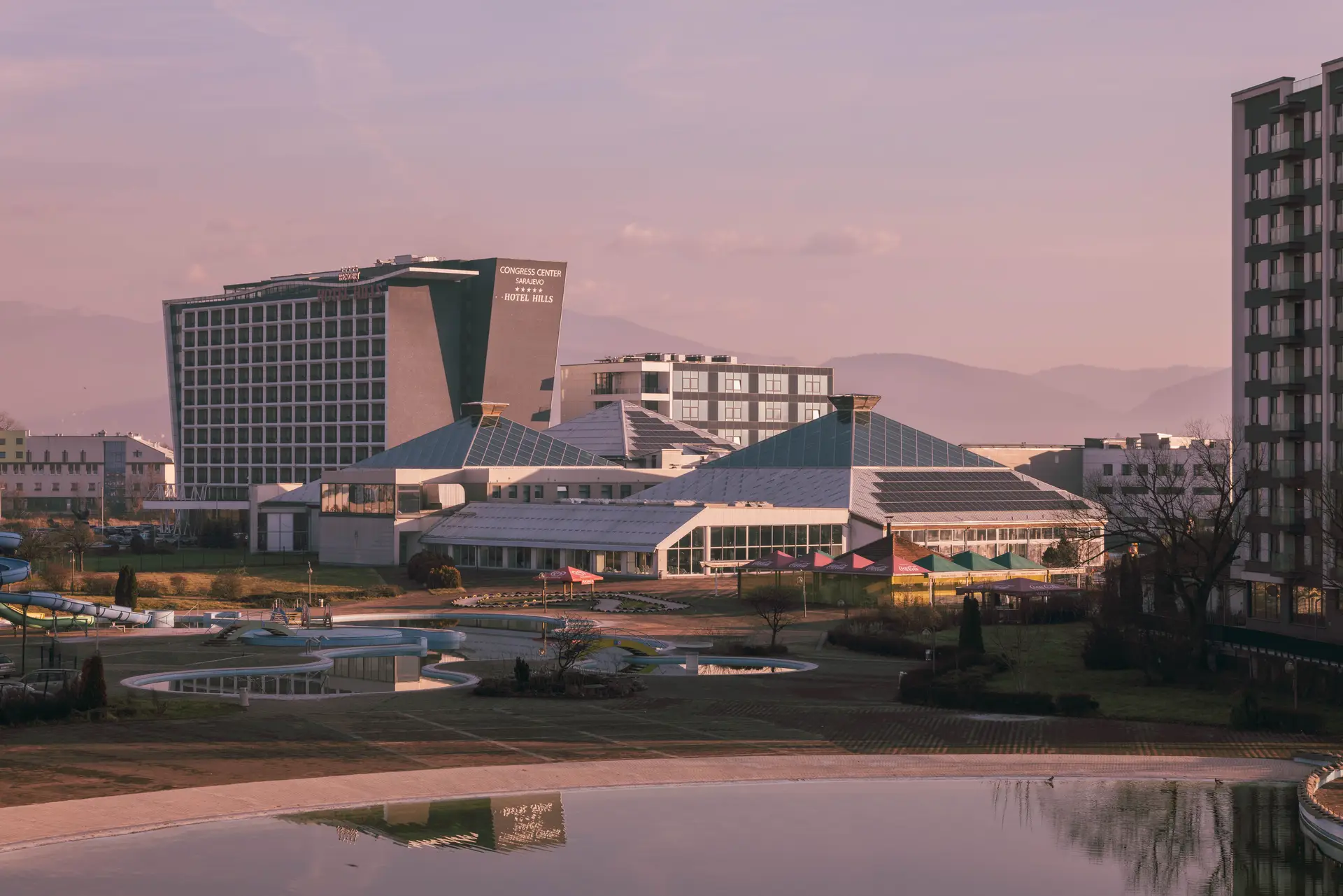 Northvalleyworks Casino Hotel Exterior